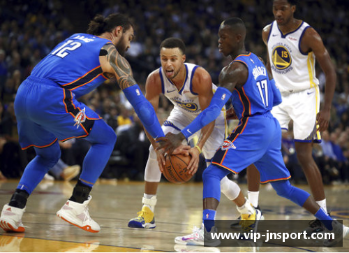 勇士客场击败马刺，柯瑞高效砍下35分——引领NBA新时代的黄金之子